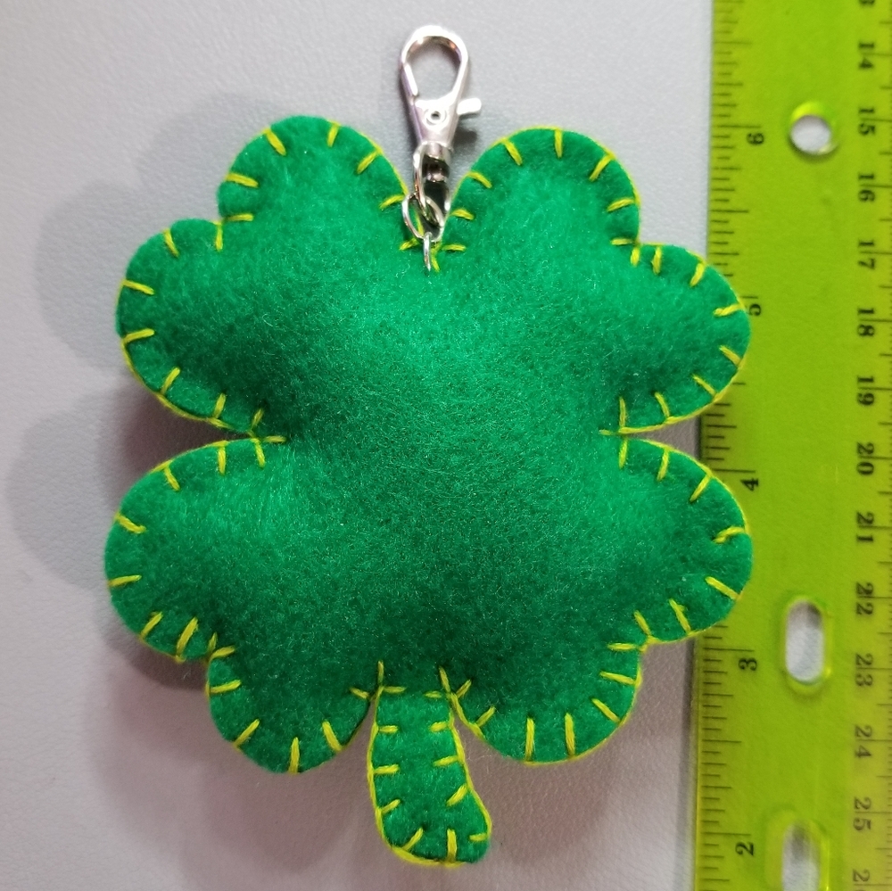 Clover Ornament Handmade Felt Keychain Charm - Picture 2 of 2